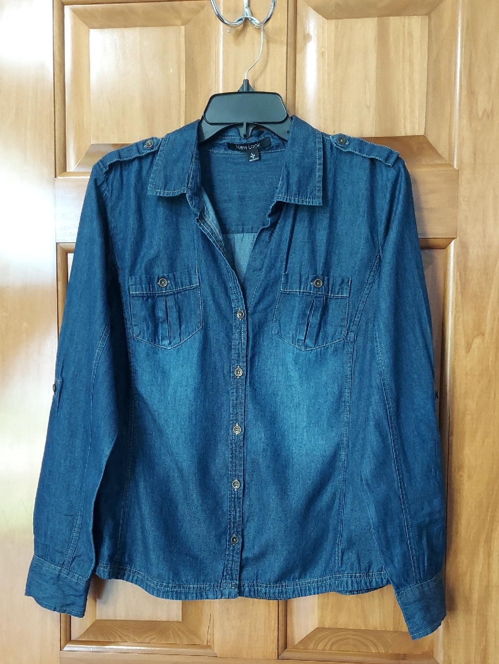 New Look Dark Blue Button Down Denim Shirt, Chest Pockets, Size Large, Like New▪